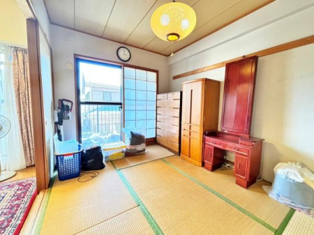 a `E`Japanese Room`E`
rO̘a̗lqłBrOlɗz肪ƂĂǂAYɂgłB