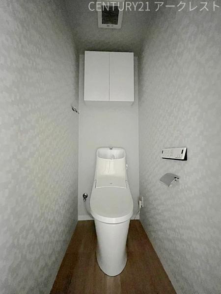 gC `Toilet`gC͖邢ԂŐ܂B[肠̂łˁByYɃN[jOĂ܂Iz